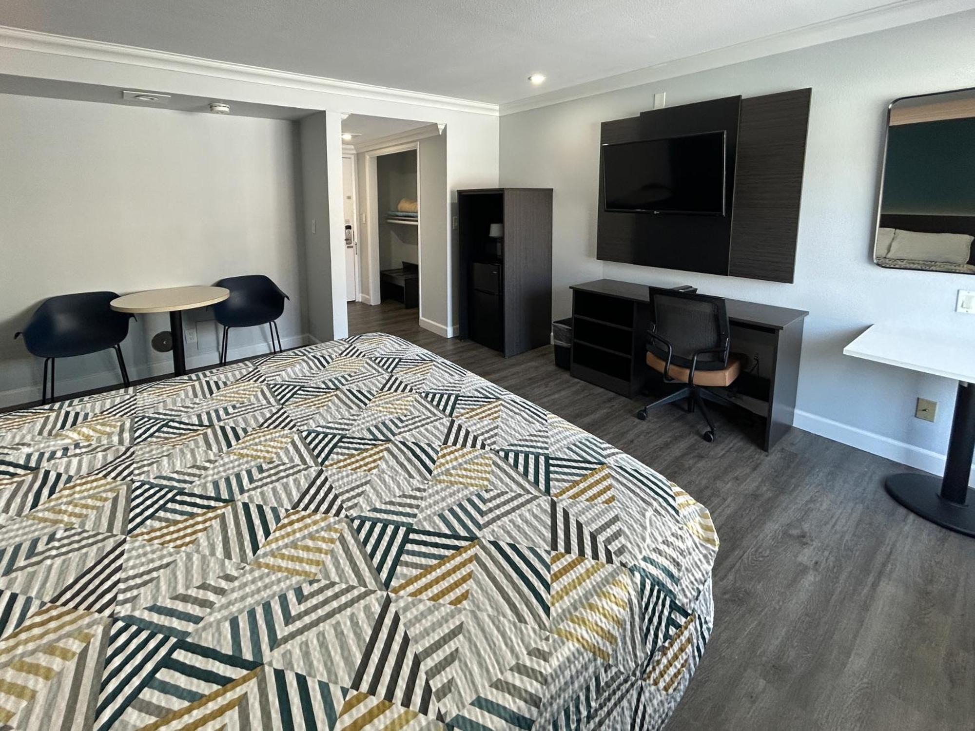 Motel 6 Buena Park, Ca Anaheim Near Maingate Knotts المظهر الخارجي الصورة