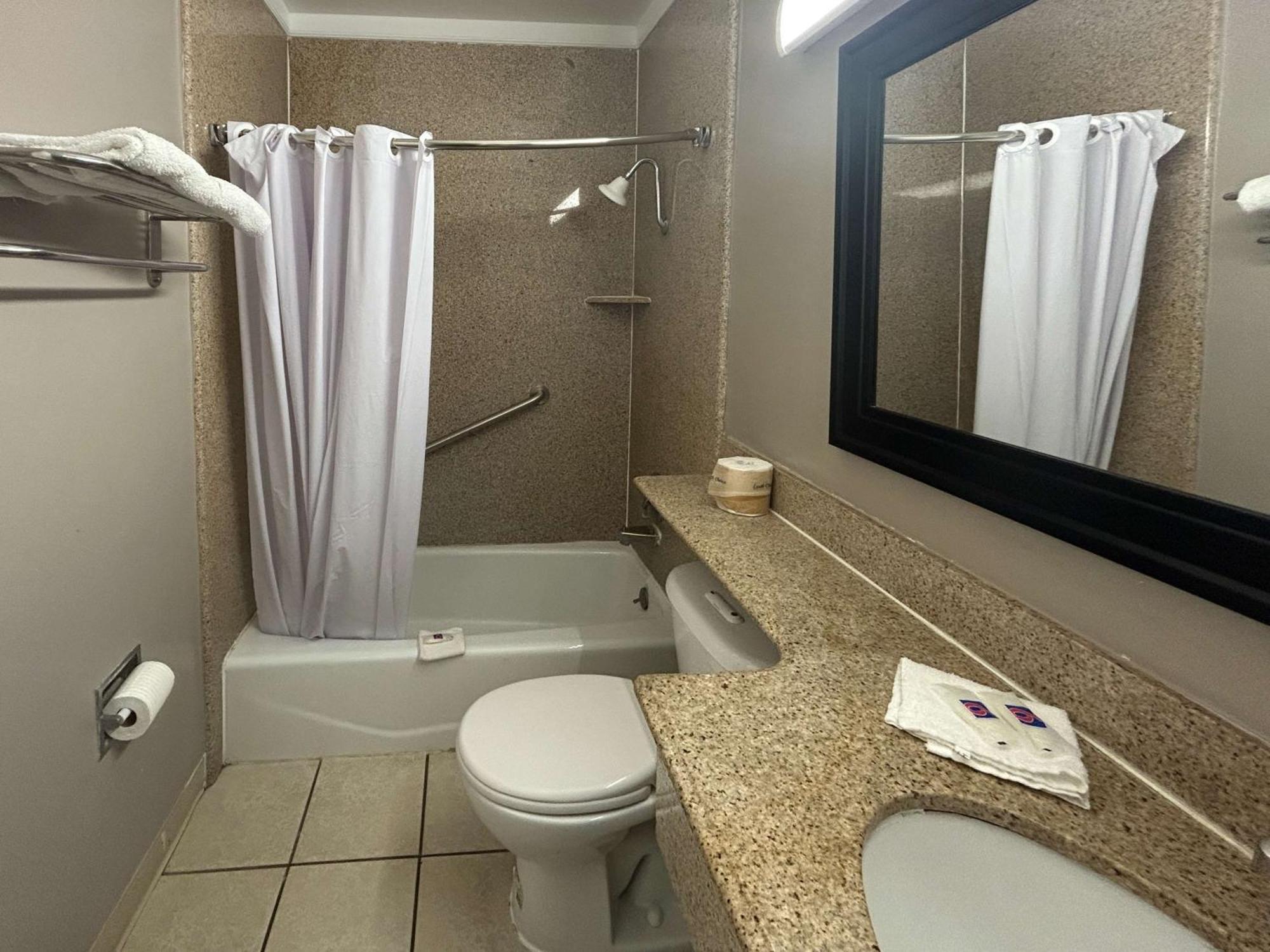 Motel 6 Buena Park, Ca Anaheim Near Maingate Knotts المظهر الخارجي الصورة